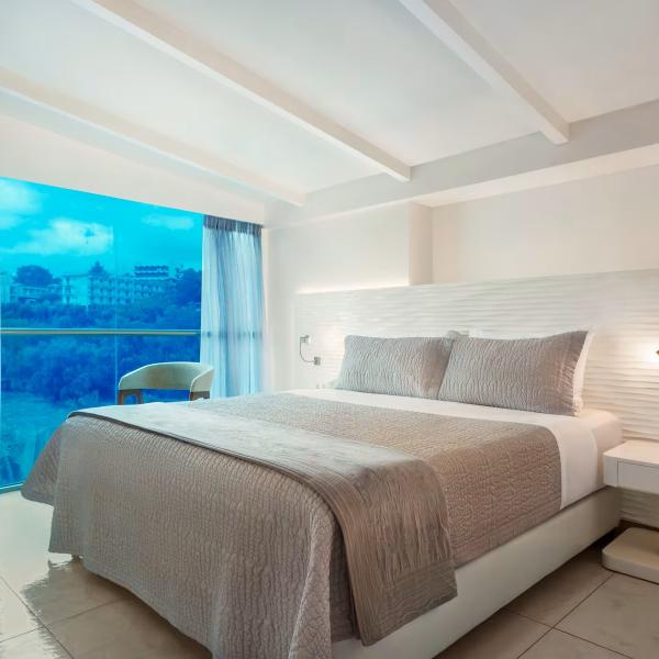 4* TRYP BY WYNDHAM DASSIA